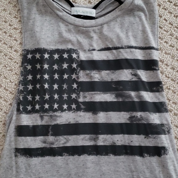 COPY - Graphic tank with USA Flag - Picture 2 of 4